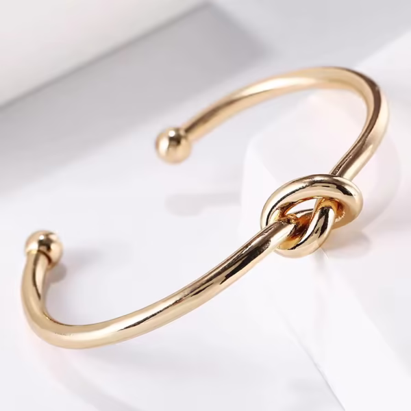 TwistWeave Vintage Stainless Steel Bracelet - Image 5