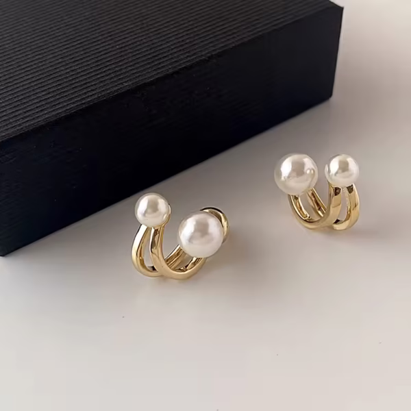 Pearla Vintage Irregular Pearl Earrings - Image 5