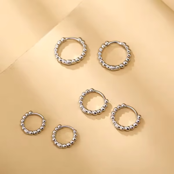 LunaPearl Minimalist Hoop Earrings - Image 4